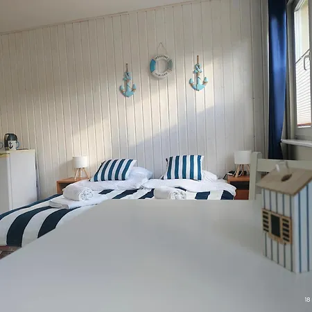 Gryfhaus - Kapitanski 3*